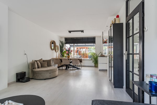 Medium property photo - Klaproosstraat 64, 2403 EZ Alphen aan den Rijn